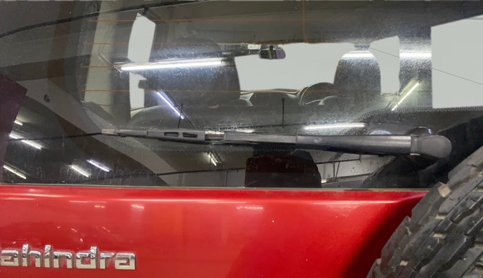 2016 Mahindra TUV300 T6, Diesel, Manual, 75,838 km, Rear Wiper