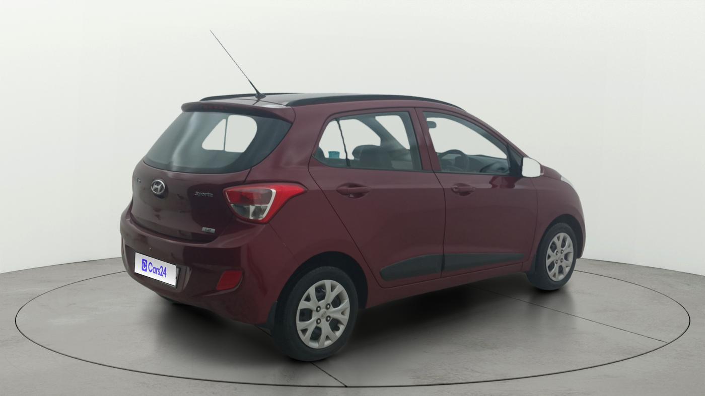 2015 Hyundai Grand i10 SPORTZ 1.2 KAPPA VTVT, Petrol, Manual, 67,581 km, Right Back Diagonal