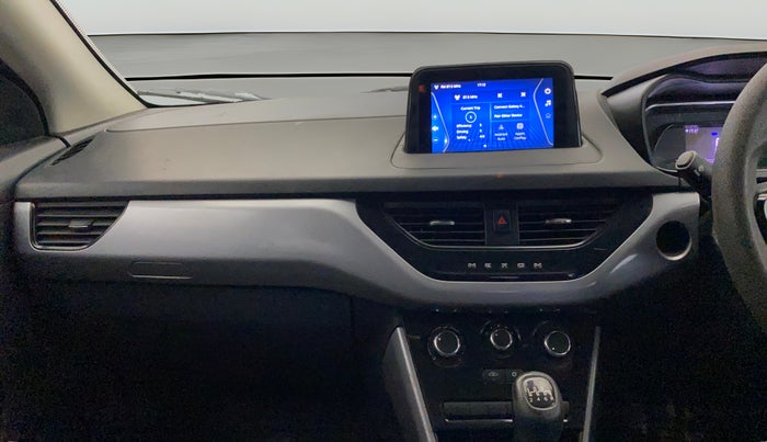 2022 Tata NEXON XM PLUS SUNROOF PETROL, Petrol, Manual, 56,339 km, Air Conditioner