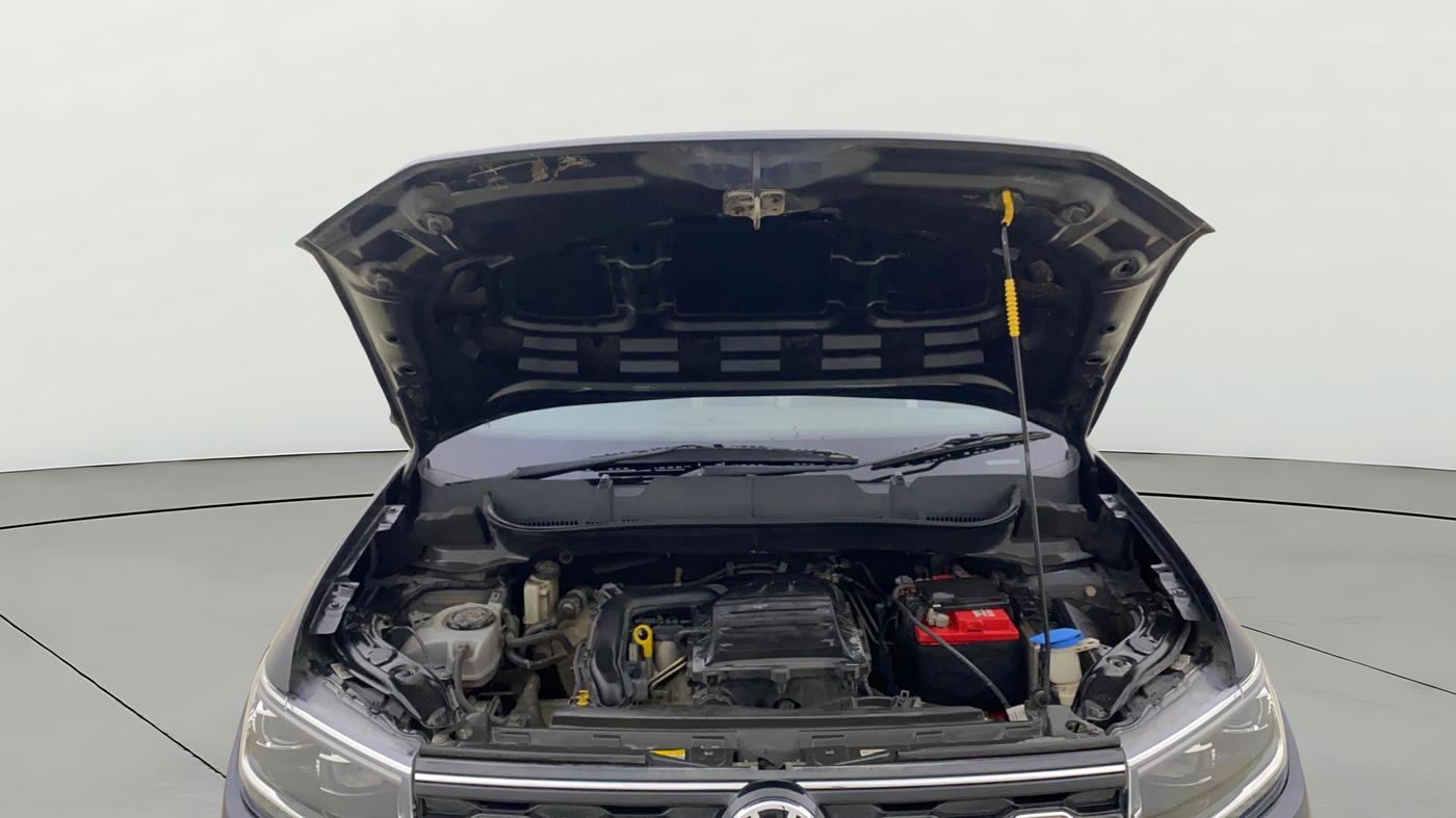 2022 Volkswagen TAIGUN TOPLINE 1.0 TSI AT, Petrol, Automatic, 1,16,362 km, Open Bonet