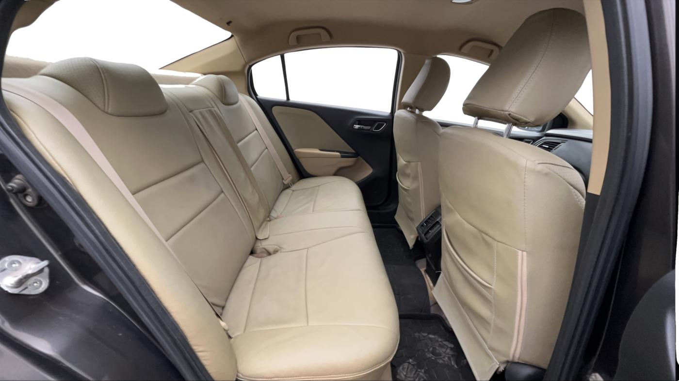 2018 Honda City 1.5L I-VTEC V MT, Petrol, Manual, 96,268 km, Right Side Rear Door Cabin