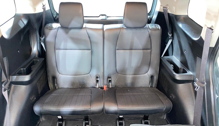 2025 KIA Carens Clavis HTE(O) 1.5 Petrol MT, Petrol, Manual, 315 km, Third Seat Row ( optional )