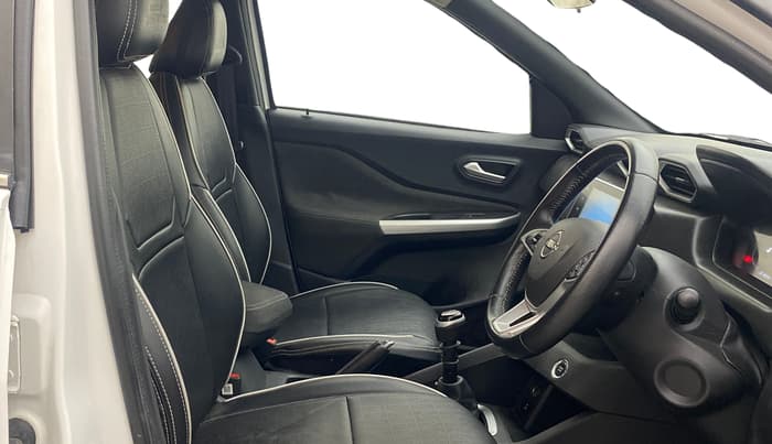 2021 Nissan MAGNITE XV PREMIUM, Petrol, Manual, 38,378 km, Right Side Front Door Cabin