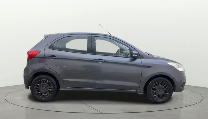 2017 Ford New Figo TREND 1.2 PETROL, Petrol, Manual, 1,00,922 km, Right Side View