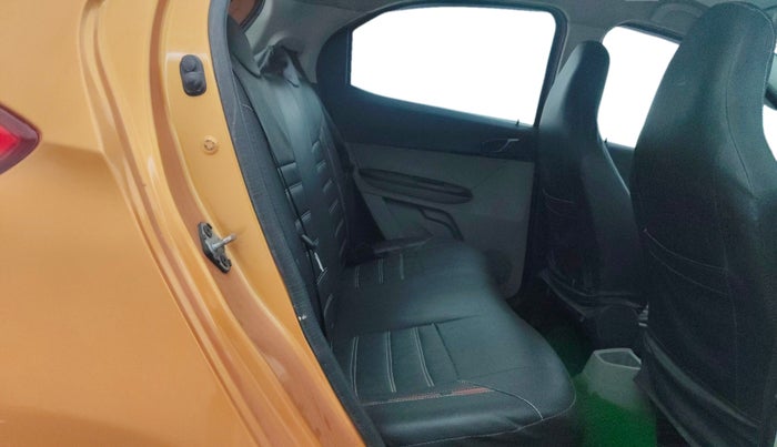 2018 Tata Tiago XT PETROL, Petrol, Manual, 54,381 km, Right Side Rear Door Cabin