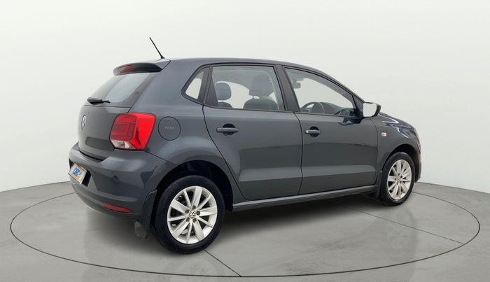 2015 Volkswagen Polo HIGHLINE1.2L, Petrol, Manual, 59,990 km, Right Back Diagonal
