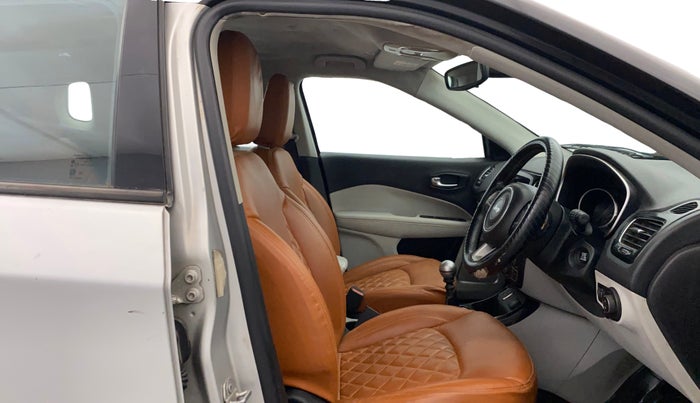 2017 Jeep Compass LIMITED (O) 2.0 DIESEL, Diesel, Manual, 91,339 km, Right Side Front Door Cabin