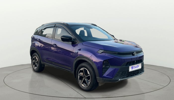 2023 Tata NEXON FEARLESS PURPLE + SUNROOF DUAL TONE 1.2 PETROL, Petrol, Manual, 28,568 km, Right Front Diagonal