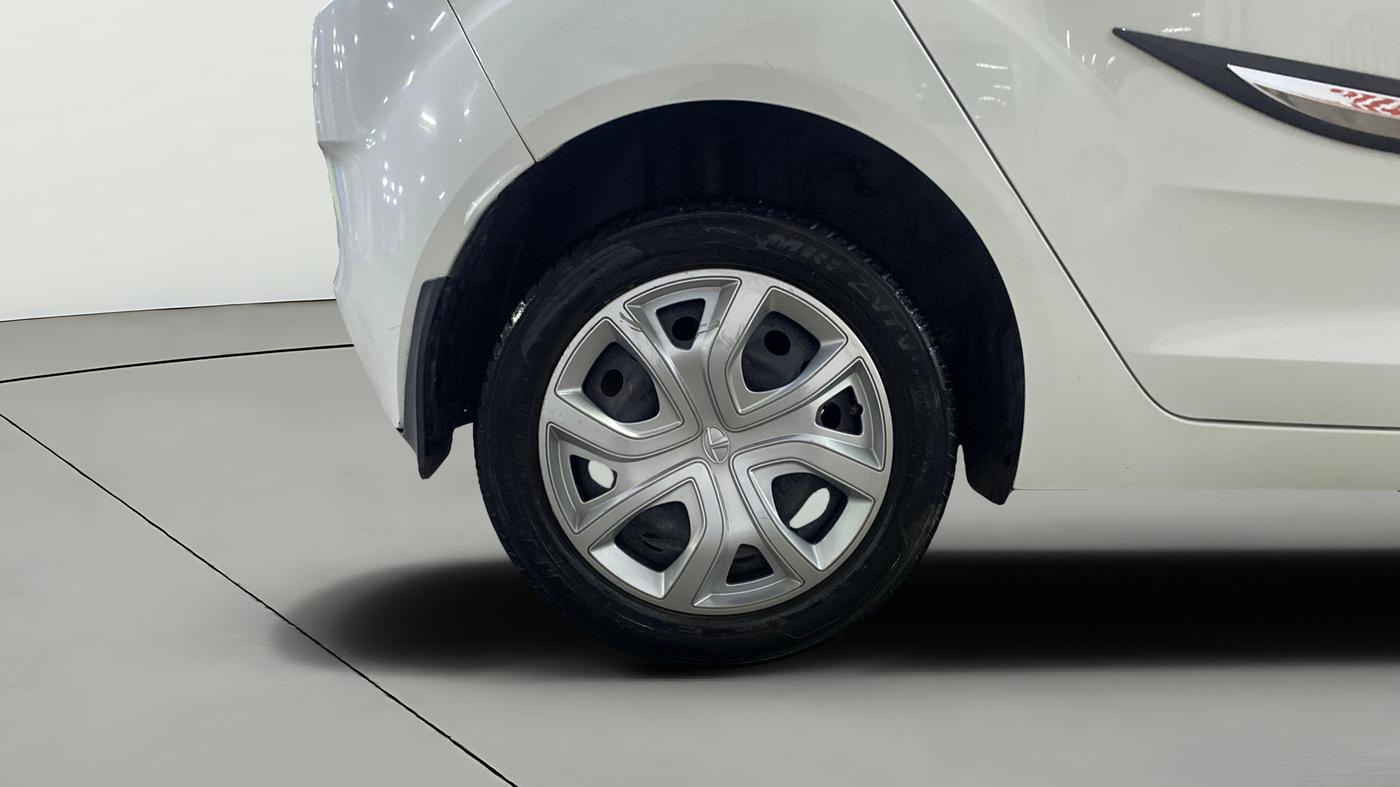 2021 Tata ALTROZ XT PETROL, Petrol, Manual, 12,147 km, Right Rear Wheel
