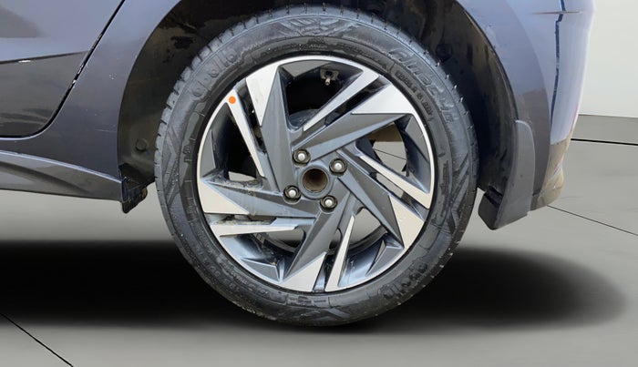 2022 Hyundai NEW I20 ASTA (O) 1.2 MT, Petrol, Manual, 37,724 km, Left Rear Wheel