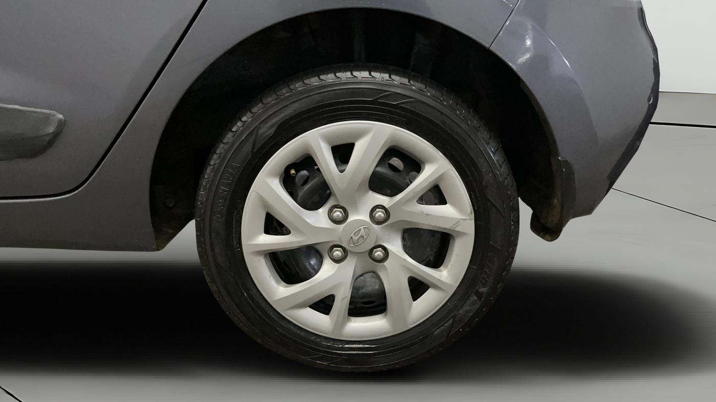 2019 Hyundai Grand i10 SPORTZ 1.2 KAPPA VTVT, Petrol, Manual, 61,367 km, Left Rear Wheel