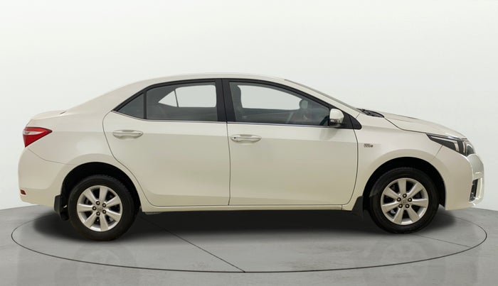 2016 Toyota Corolla Altis G CVT PETROL, Petrol, Automatic, 35,337 km, Right Side View