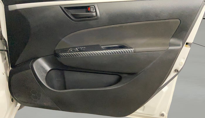 2016 Maruti Swift LXI (O), Petrol, Manual, 60,137 km, Driver Side Door Panels Control