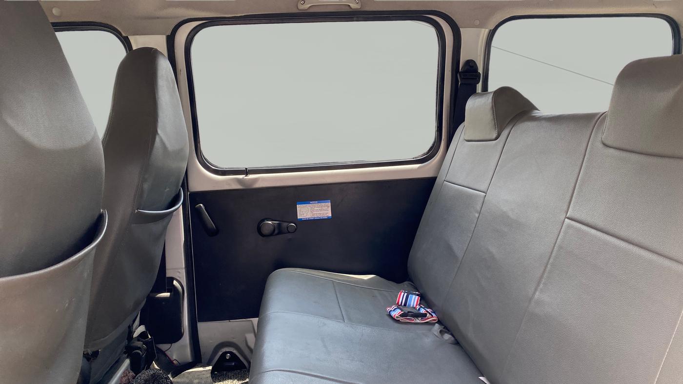 2021 Maruti Eeco 5 STR AC CNG, CNG, Manual, 67,557 km, RHS Rear Door
