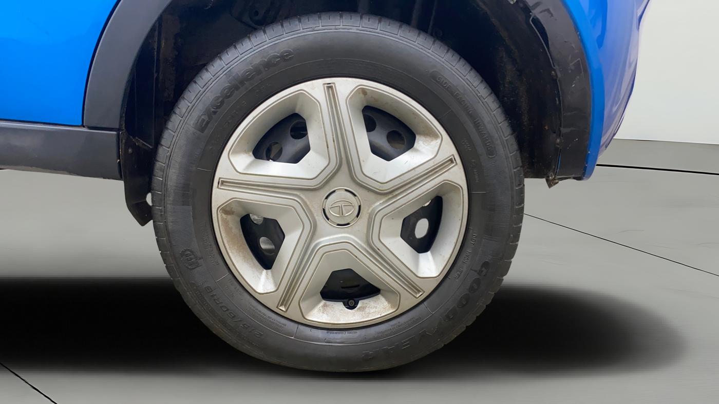 2019 Tata NEXON XMA PETROL, Petrol, Automatic, 48,338 km, Left Rear Wheel