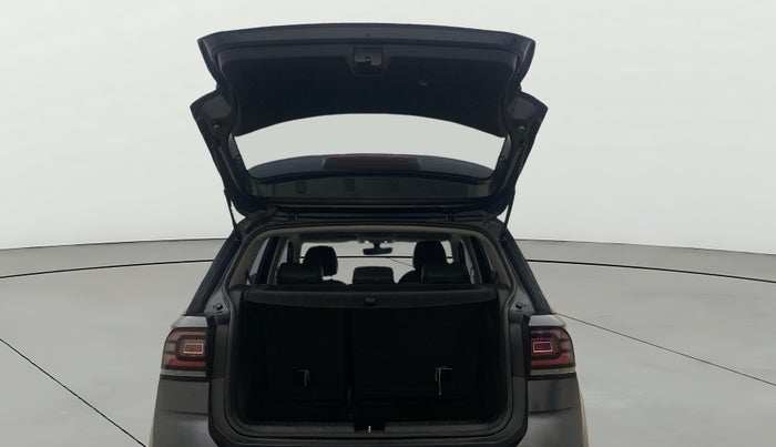 2023 Volkswagen TAIGUN Topline 1.0 TSI MT (Electric Seats), Petrol, Manual, 32,049 km, Boot Open Zoomed View