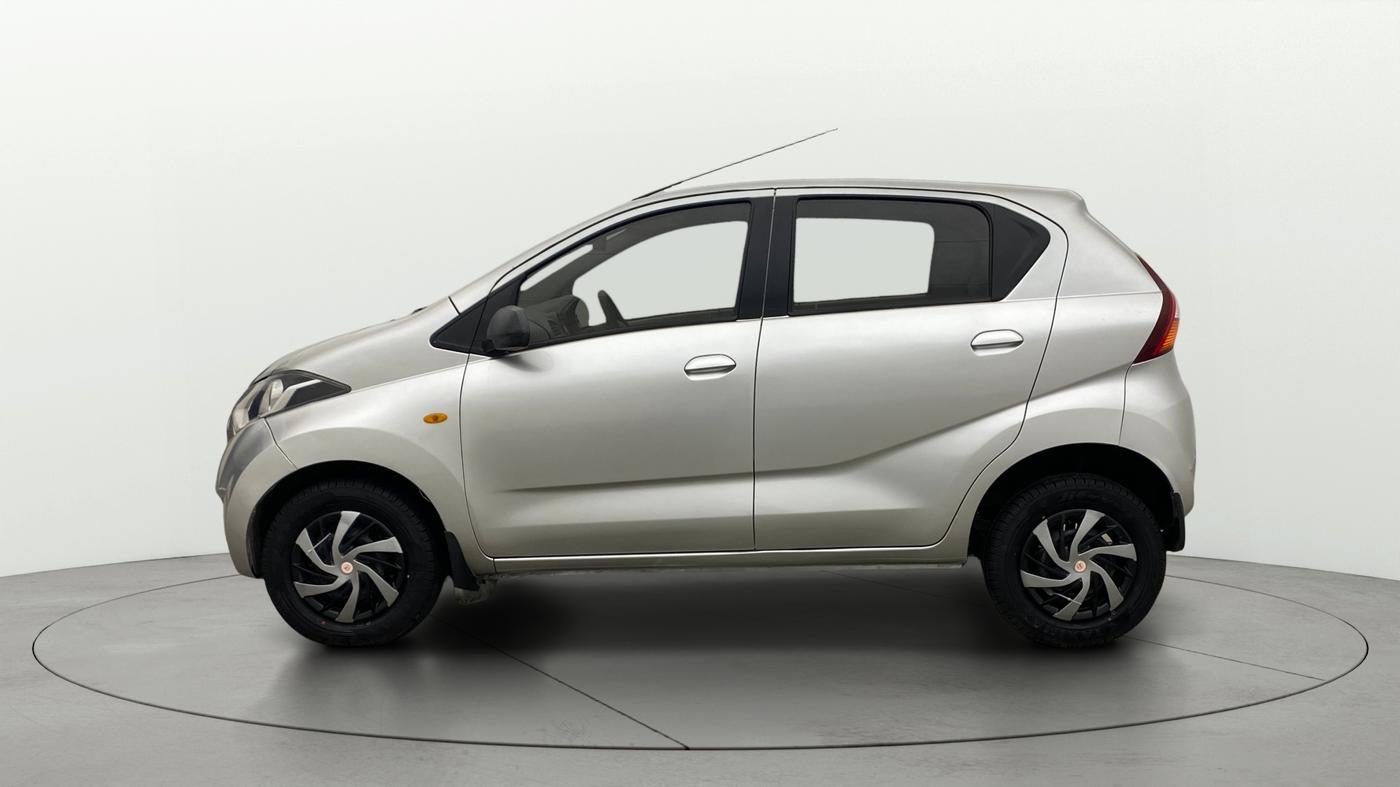 2016 Datsun Redi Go S, Petrol, Manual, 72,632 km, Left Side