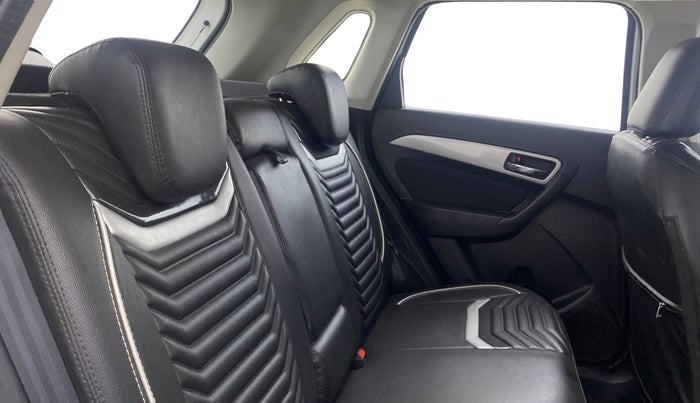 2022 Maruti Vitara Brezza ZXI, Petrol, Manual, 17,757 km, Right Side Rear Door Cabin