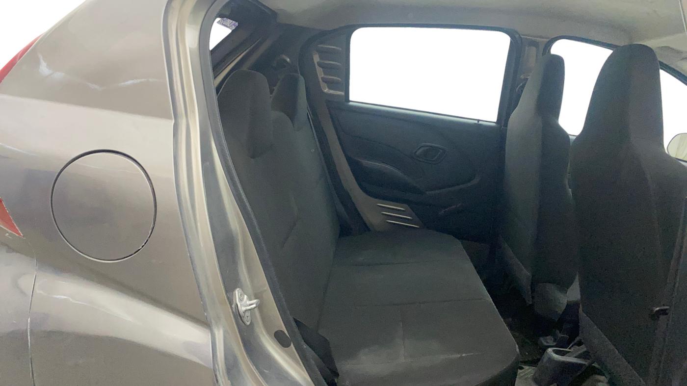 2018 Datsun Redi Go D, Petrol, Manual, 22,314 km, Right Side Rear Door Cabin
