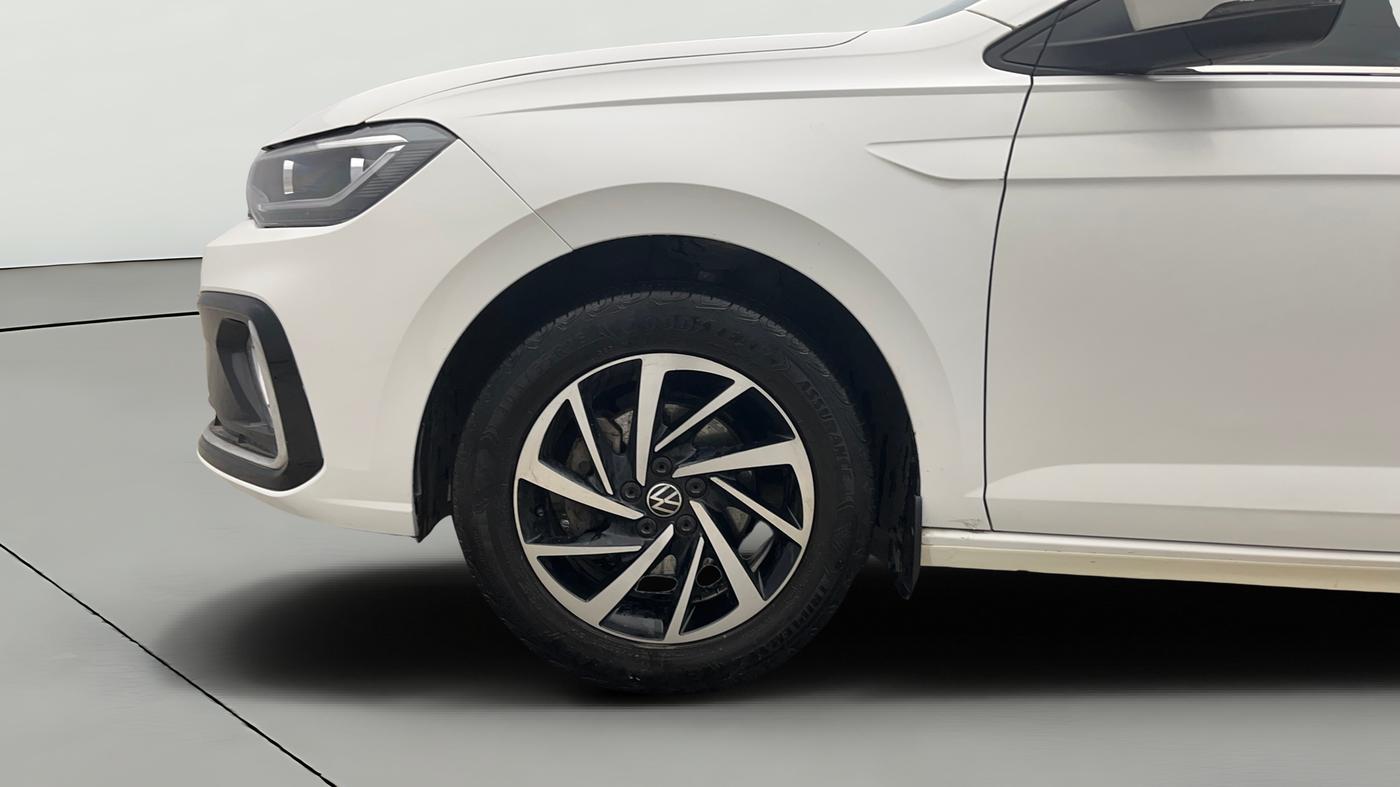 2023 Volkswagen VIRTUS TOPLINE TSI 1.0 AT, Petrol, Automatic, 46,529 km, Left Front Wheel