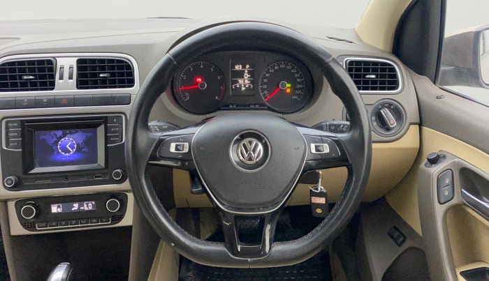 2016 Volkswagen Vento HIGHLINE PETROL AT, Petrol, Automatic, 76,549 km, Steering Wheel Close Up