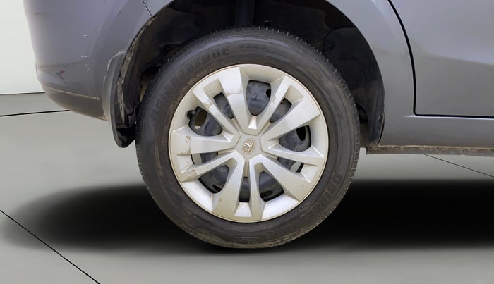 2016 Tata Zest XMS PETROL, Petrol, Manual, 30,872 km, Right Rear Wheel