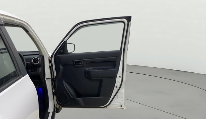 2020 Maruti S PRESSO VXI PLUS AMT, Petrol, Automatic, 19,538 km, RHS Front Door