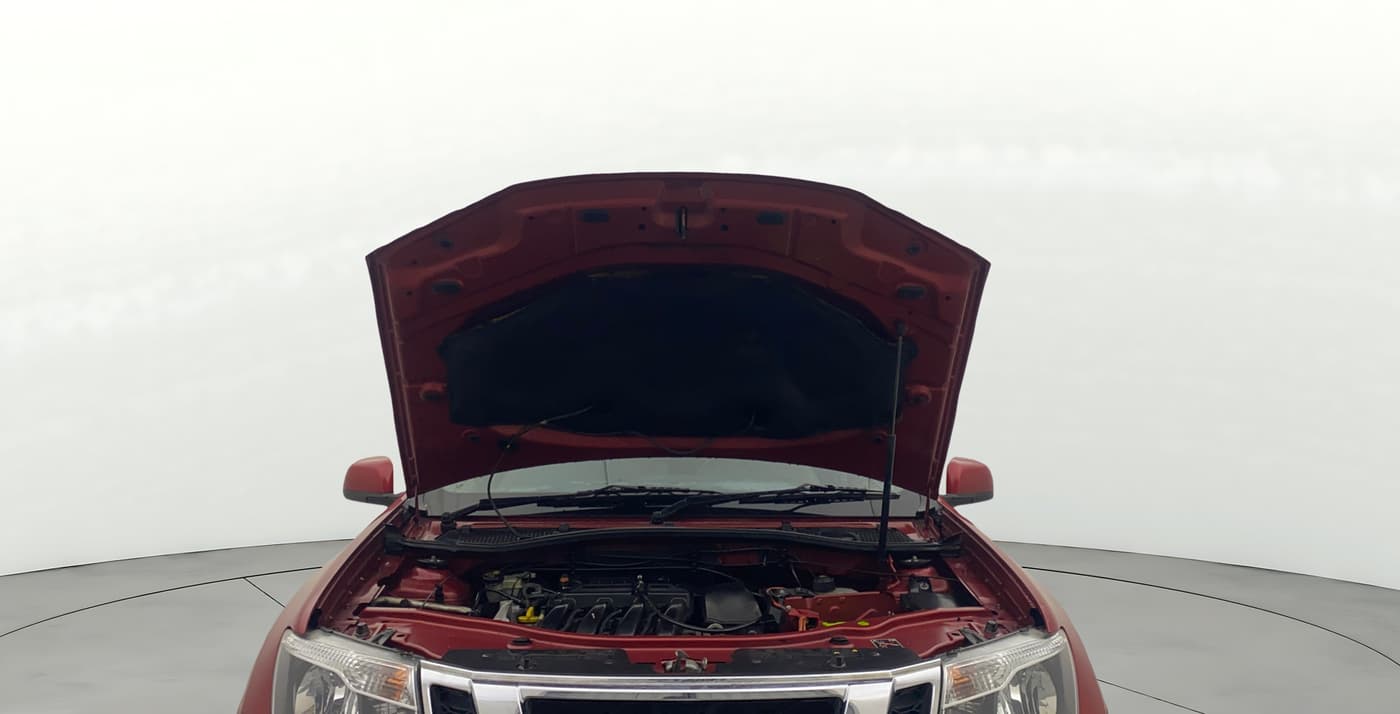 2014 Nissan Terrano XL (P), Petrol, Manual, 1,24,832 km, Open Bonet