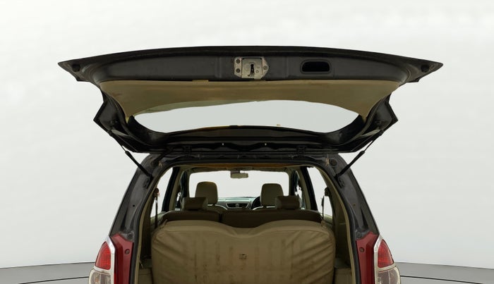 2016 Maruti Ertiga VXI CNG, CNG, Manual, 1,24,272 km, Boot Door Open