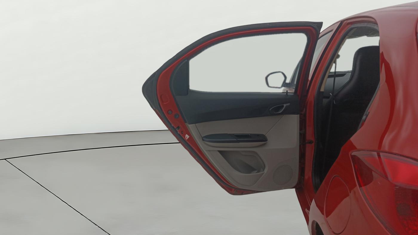 2018 Tata Tiago XT PETROL, Petrol, Manual, 45,406 km, LHS Rear Door