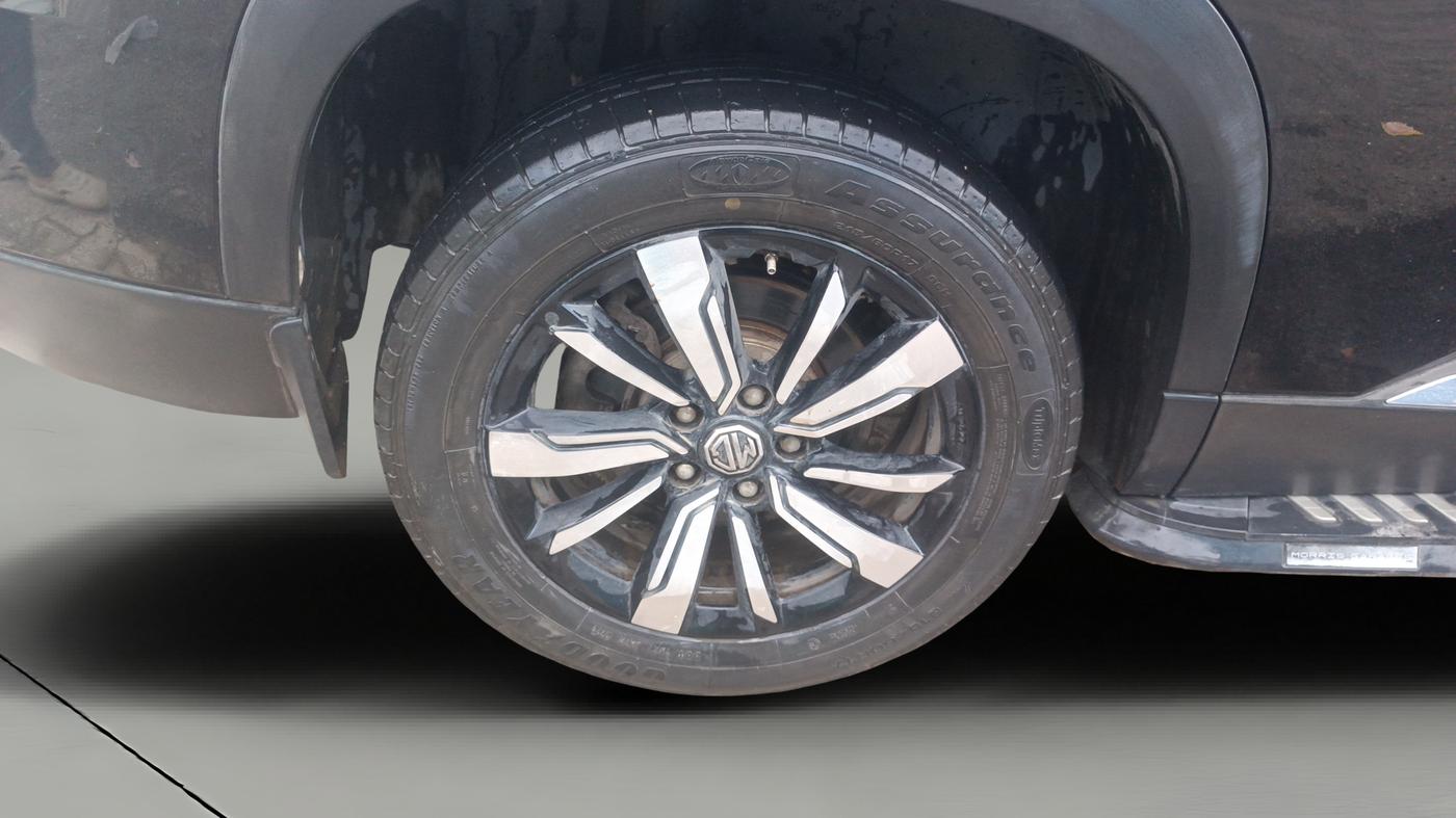 2020 MG HECTOR PLUS SHARP 1.5 PETROL TURBO DCT 6-STR, Petrol, Automatic, 41,658 km, Right Rear Wheel