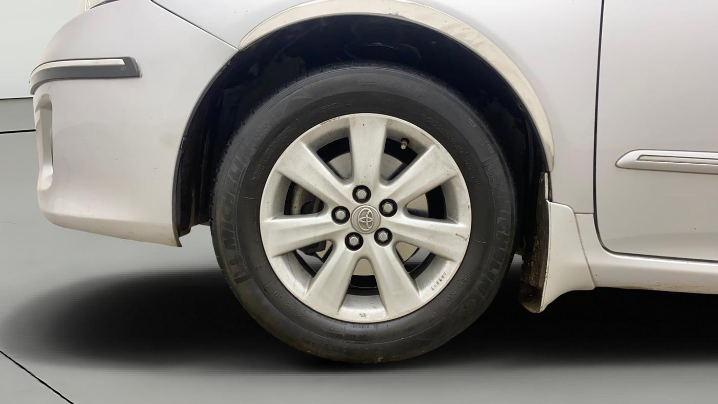 2014 Toyota Corolla Altis G PETROL, Petrol, Manual, 94,763 km, Left Front Wheel