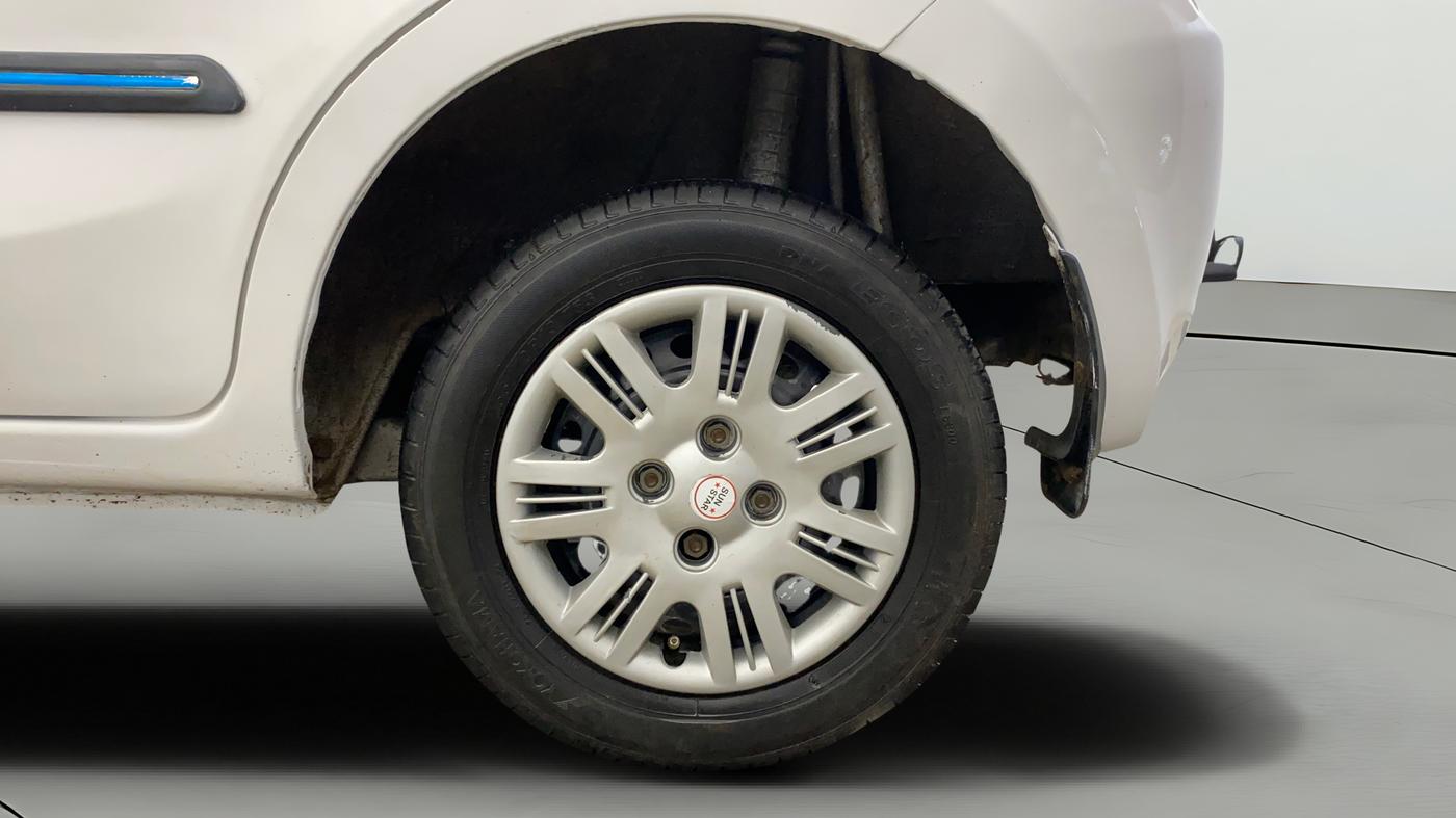 2014 Datsun Go T, Petrol, Manual, 36,676 km, Left Rear Wheel