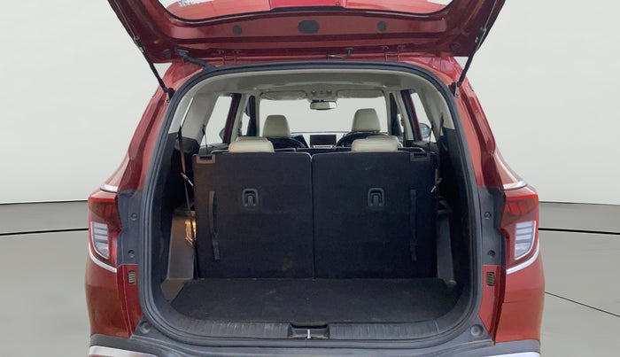 2022 KIA CARENS LUXURY PLUS 1.4 PETROL DCT 7 STR, Petrol, Automatic, 37,117 km, Boot Open Zoomed View