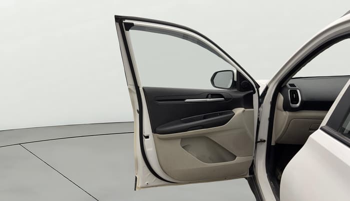 2021 KIA SONET HTX 1.5, Diesel, Manual, 99,945 km, LHS Front Door