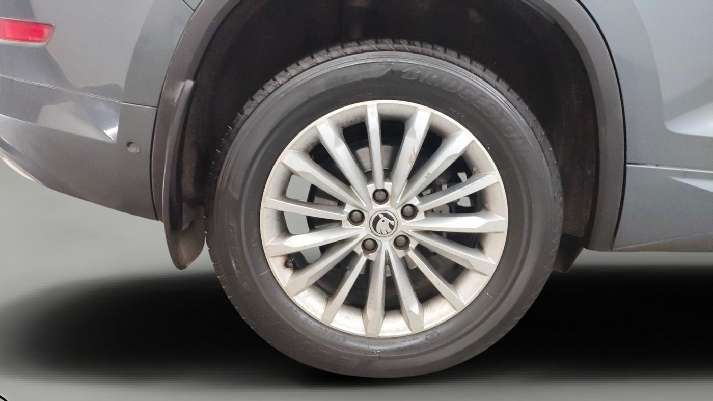 2019 Skoda Kodiaq L&K 2.0 TDI 4X4 AT, Diesel, Automatic, 1,42,183 km, Right Rear Wheel