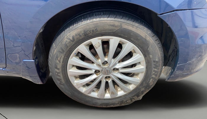 2017 Maruti Ciaz ZETA 1.4  AT PETROL, Petrol, Automatic, 1,48,474 km, Right Front Wheel