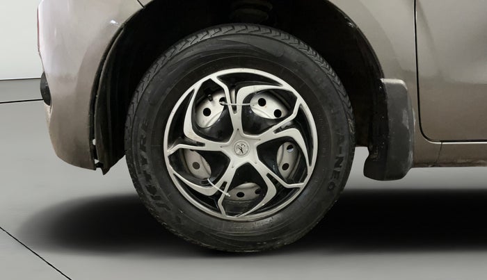 2023 Maruti New Wagon-R LXI CNG 1.0, CNG, Manual, 37,256 km, Left Front Wheel