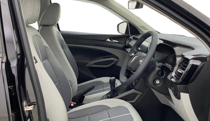 2025 Skoda Kylaq Signature, Petrol, Manual, 2,071 km, Right Side Front Door Cabin