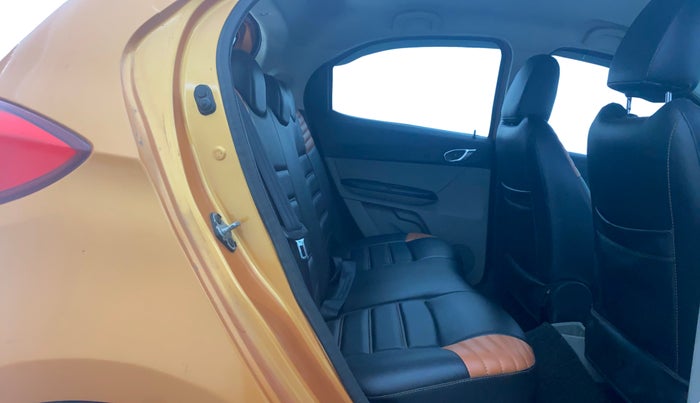 2016 Tata Tiago XZ PETROL, Petrol, Manual, 42,530 km, Right Side Rear Door Cabin