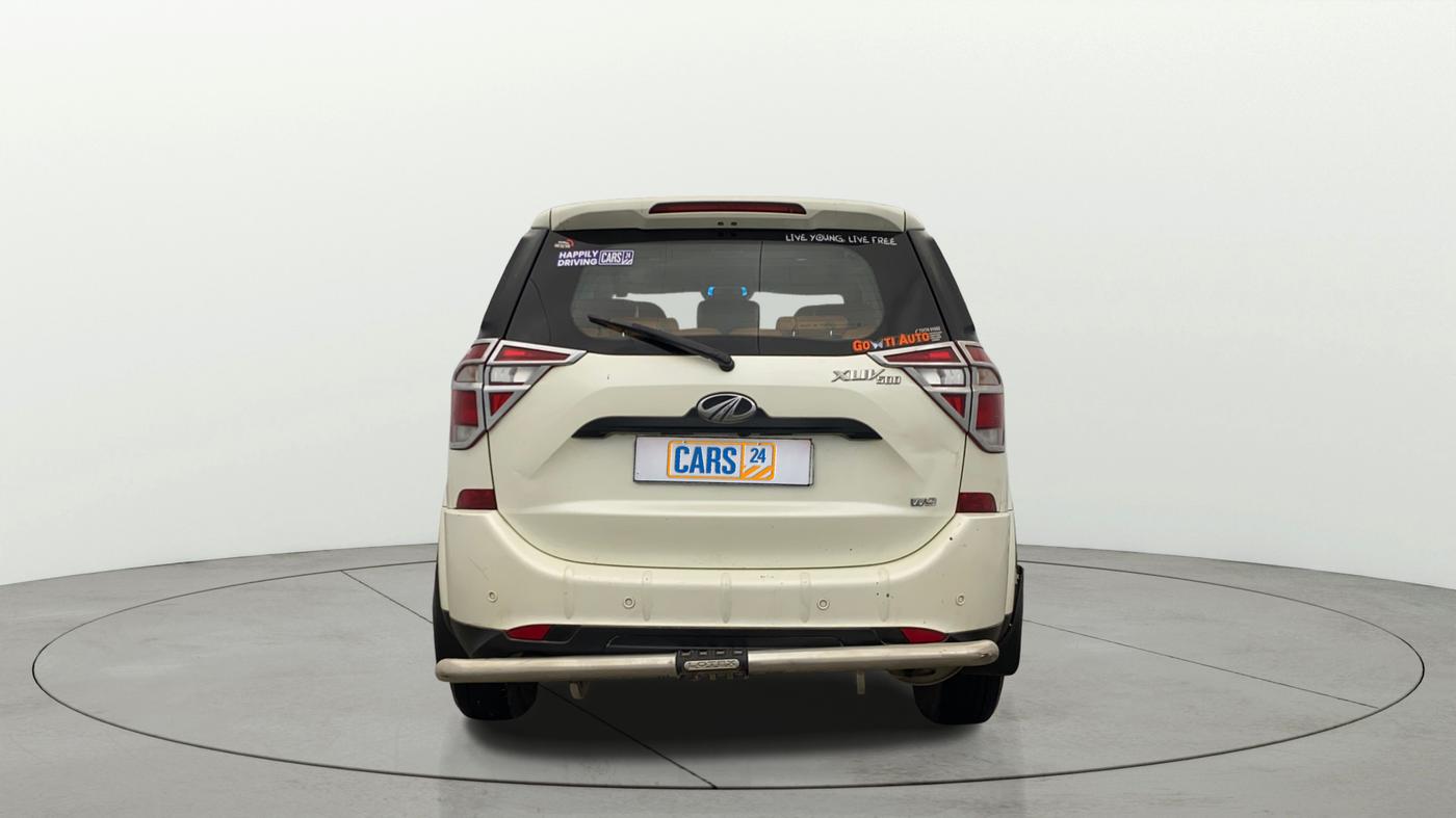2020 Mahindra XUV500 W9, Diesel, Manual, 1,11,960 km, Back/Rear