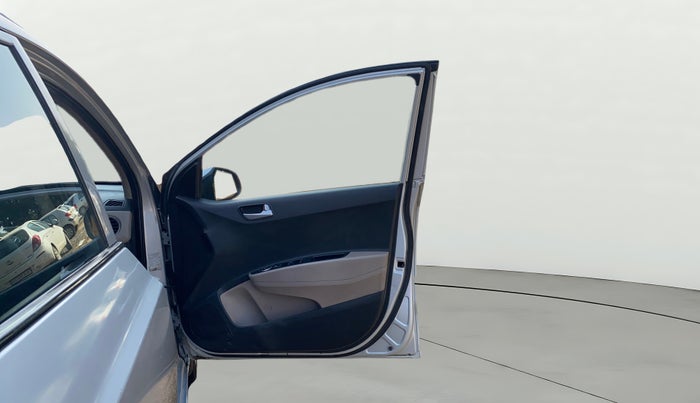 2016 Hyundai Grand i10 ASTA (O) AT 1.2 KAPPA VTVT, Petrol, Automatic, 88,175 km, RHS Front Door