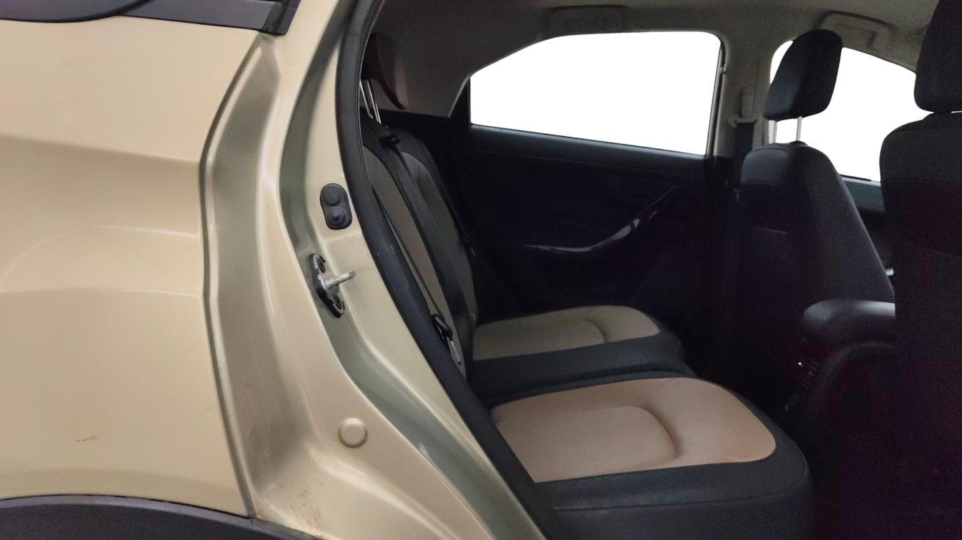 2022 Tata NEXON XZA PLUS (PREMIUM) KAZIRANGA DIESEL, Diesel, Automatic, 23,508 km, Right Side Rear Door Cabin