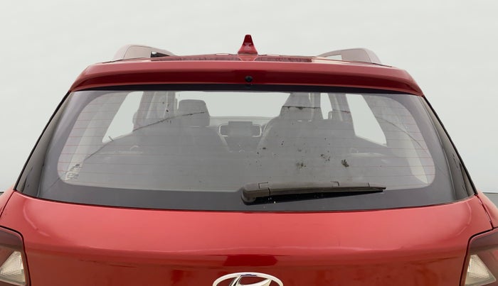 2019 Hyundai VENUE SX 1.0 (O) TURBO, Petrol, Manual, 1,07,269 km, Rear Windshield
