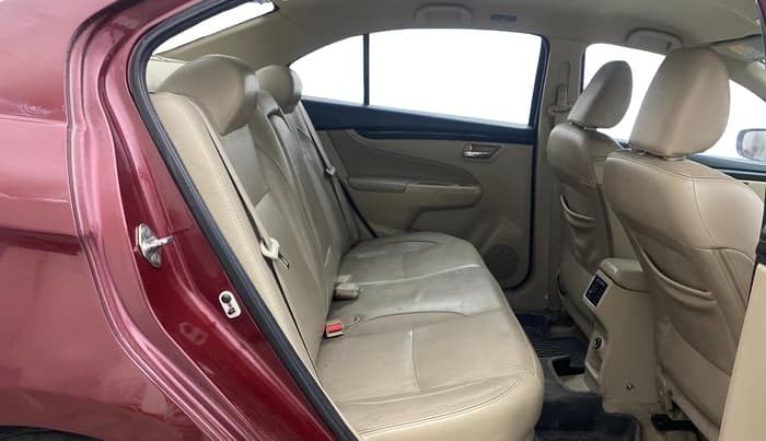 2017 Maruti Ciaz ALPHA  AT 1.4  PETROL, Petrol, Automatic, 1,24,569 km, Right Side Rear Door Cabin