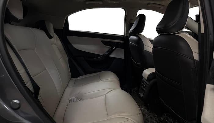 2024 Tata Curvv Pure Plus S 1.5 Diesel 6MT, Diesel, Manual, 56,187 km, Right Side Rear Door Cabin