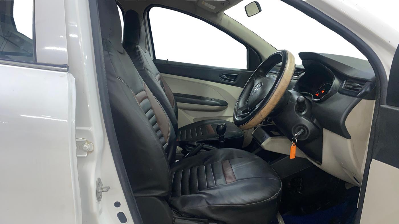 2020 Renault TRIBER RXZ, Petrol, Manual, 65,134 km, Right Side Front Door Cabin