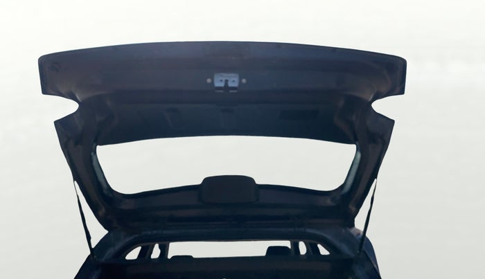 2020 Hyundai VENUE SX 1.0 (O) TURBO, Petrol, Manual, 87,377 km, Boot Door Open