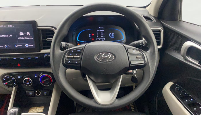 2023 Hyundai VENUE S 1.2, Petrol, Manual, 45,530 km, Steering Wheel Close Up