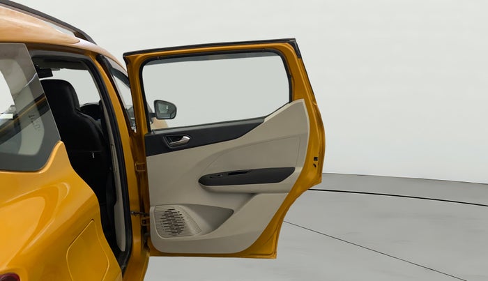 2019 Renault TRIBER RXZ, Petrol, Manual, 37,303 km, RHS Rear Door